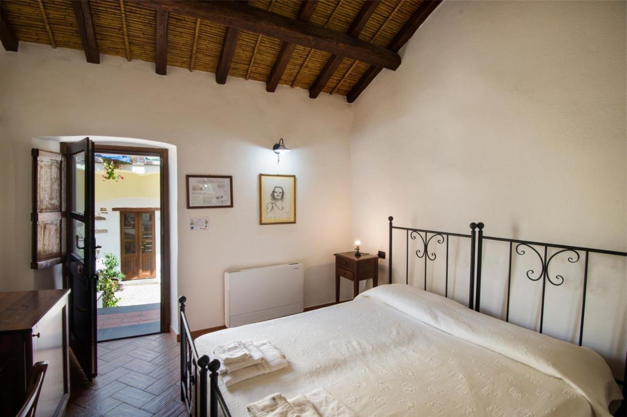 Antico Borgo Hotel 2*