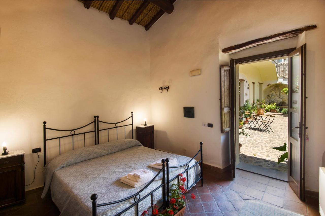 Antico Borgo 2*